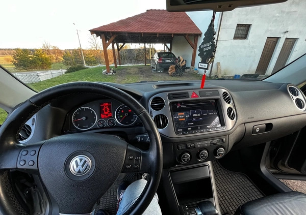 Volkswagen Tiguan cena 29300 przebieg: 293000, rok produkcji 2008 z Supraśl małe 79